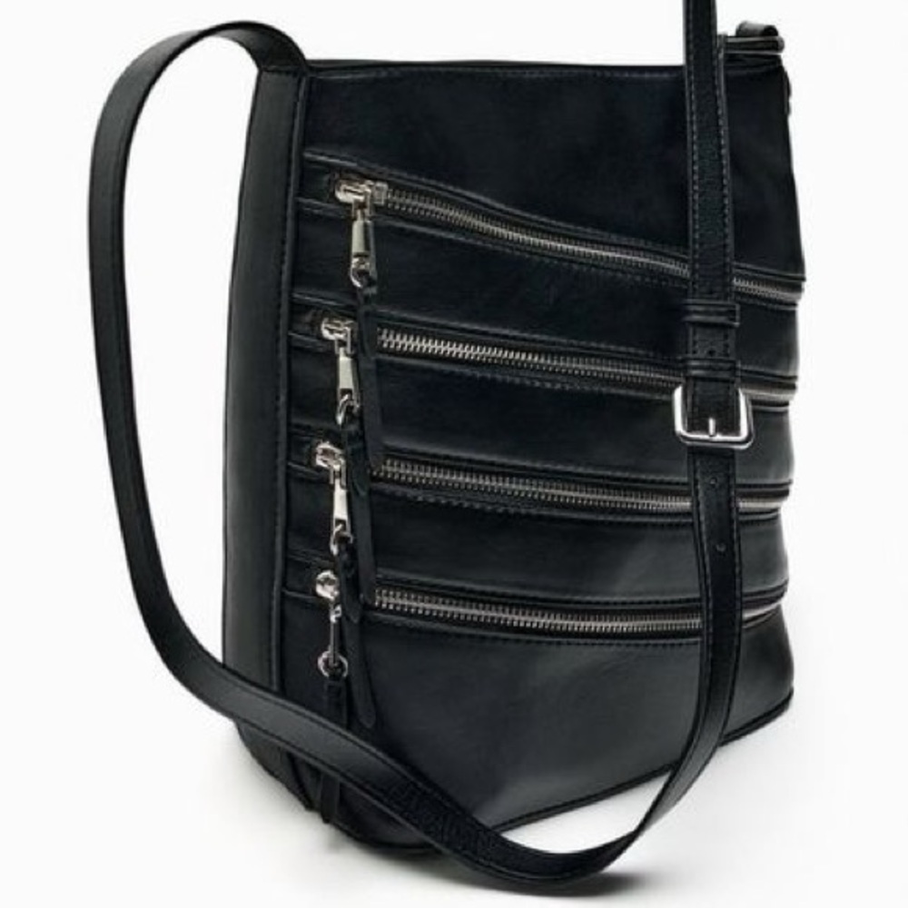 NWOT. Zara Black Bucket Bag with Zipper Details.